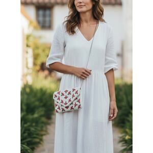 Kay Lee White Floral Beaded Enevlope Crossbody Bag NWT